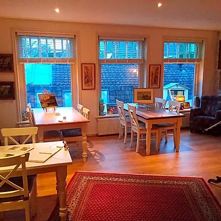 Bed & Breakfast Moments